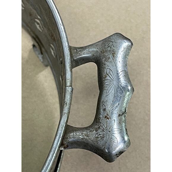 Vintage‎ Casserole Dish Holder/Trivet - Picture 3 of 5